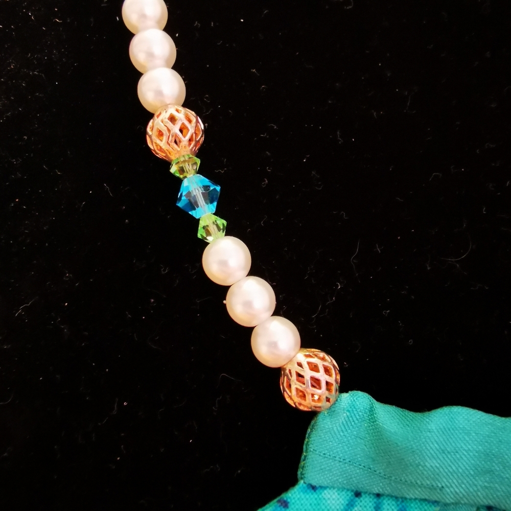Unique Turquoise Fabric Shell Necklace - Picture 10 of 16